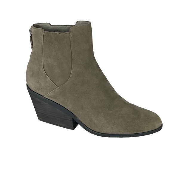 EILEEN FISHER PEER SHADOW TAUPE NUBUCK LEATHER CHELSEA STYLE ANKLE BOOT BOOTIE - Picture 2 of 14